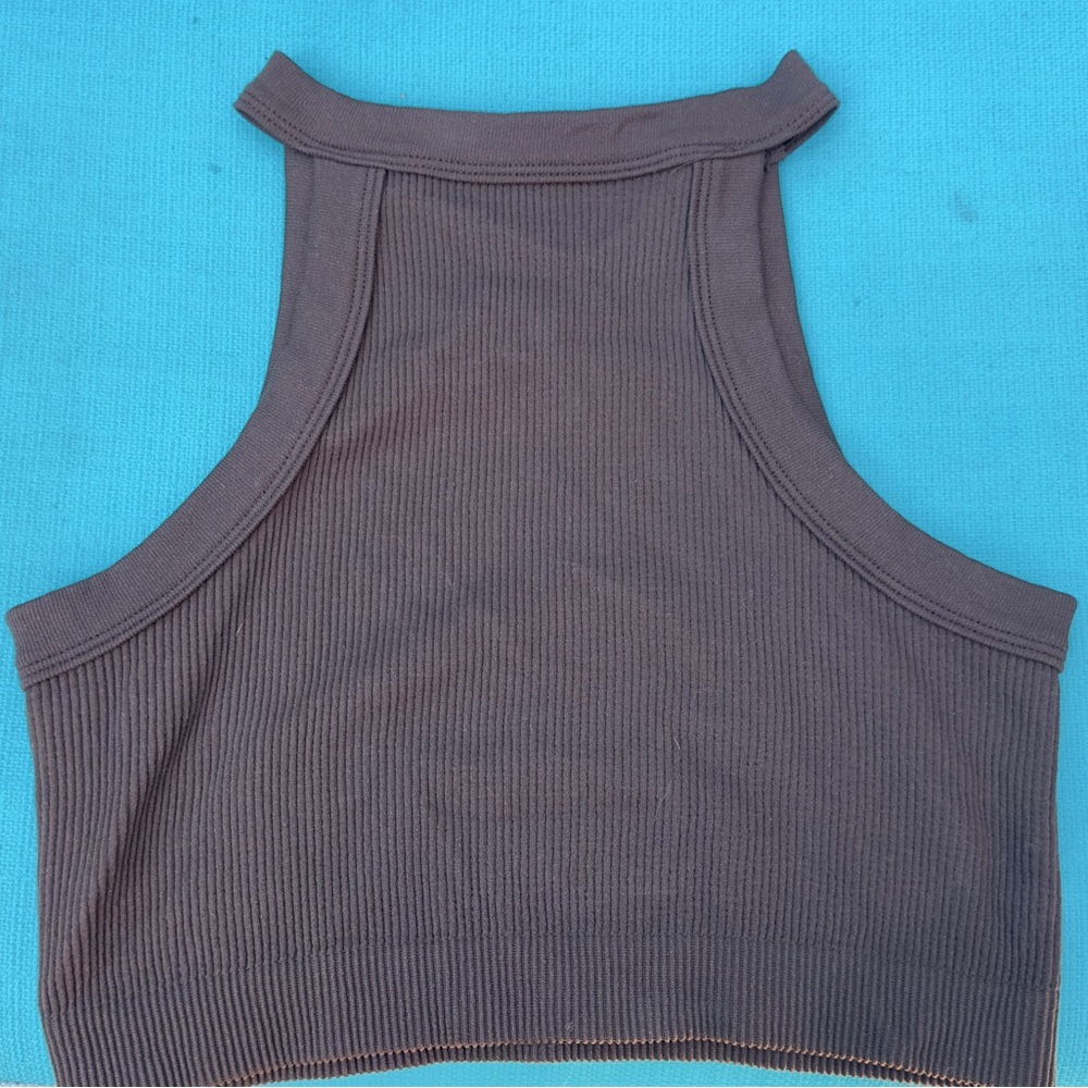 Brown tank